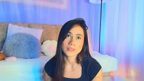 Snapshot of lizzy_kane chatting on May 2026 08:25:02 PM lizzy_kane online show from May 2026 08:25:02 PM