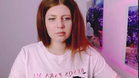 Lizzy3 online show from November 2025 02:09:01 PM