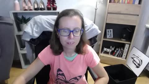 Lizzy online show from September 2025 04:23:01 AM