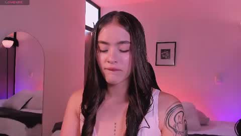 Snapshot of lizzycolins chatting on June 2026 07:13:01 PM Lizzy Colins online show from June 2026 07:13:01 PM