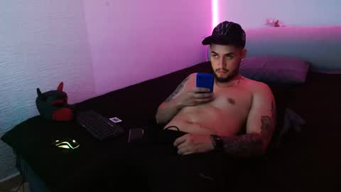 lliamm 2 online show from January 2025 06:58:02 PM