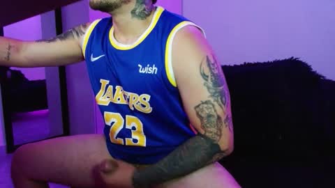 lliamm 2 online show from February 2026 07:04:01 PM