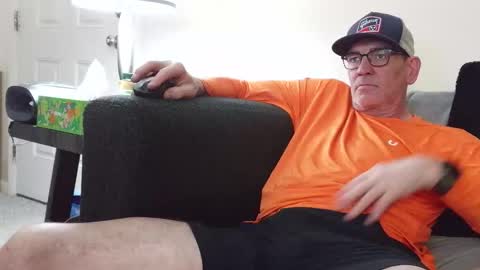 Snapshot of lngdickdaddy chatting on March 2026 01:09:01 AM LongDick Daddy online show from March 2026 01:09:01 AM