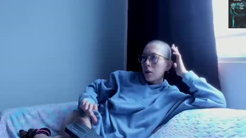 Lynx Mist online show from June 2026 05:26:02 PM