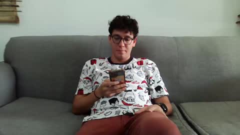 Snapshot of lobomx19 chatting on February 2025 09:14:01 PM Lobo online show from February 2025 09:14:01 PM