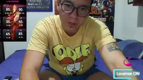Snapshot of lobomx19 chatting on June 2026 02:25:01 AM Lobo online show from June 2026 02:25:01 AM