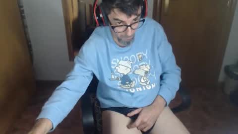 lobosolitario73 online show from November 2025 01:37:01 AM