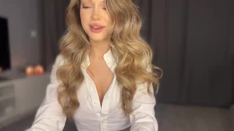 Lolla online show from February 2026 08:34:02 PM