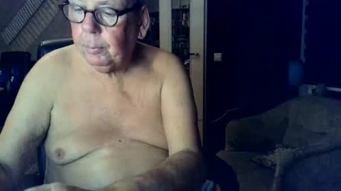 Snapshot of loebet chatting on November 2025 04:40:02 PM Loebet online show from November 2025 04:40:02 PM