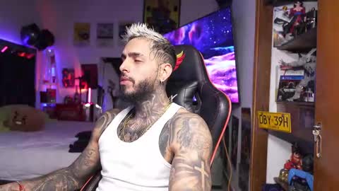 logan_hugh8 online show from March 2026 04:06:02 AM