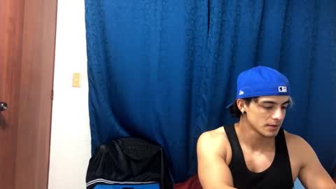 Snapshot of logan_x3 chatting on January 2025 04:17:02 AM Logan online show from January 2025 04:17:02 AM