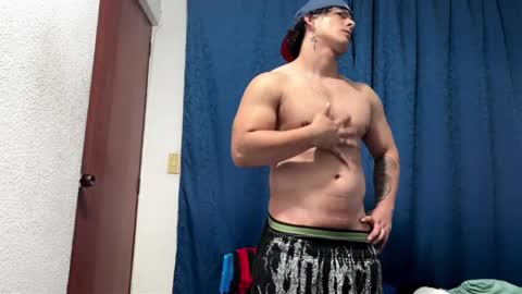 Snapshot of logan_x3 chatting on October 2025 04:32:01 AM Logan online show from October 2025 04:32:01 AM