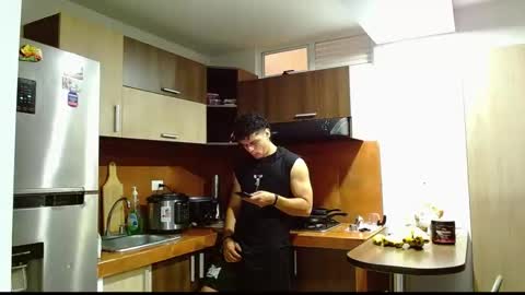 Loganandrwz online show from February 2026 06:06:02 PM