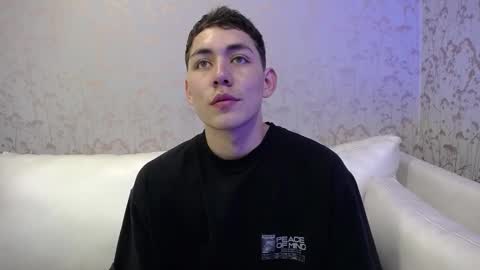 Loganfoster  online show from December 2025 08:03:01 PM