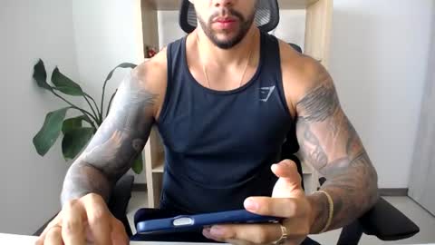 Logan Wolfp online show from June 2026 09:26:01 PM