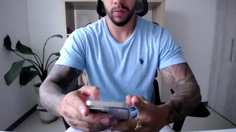 Logan Wolfp online show from July 2026 11:04:02 PM