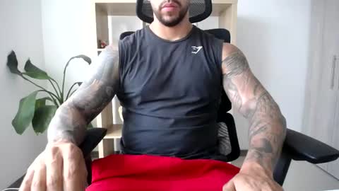 Logan Wolfp online show from July 2026 10:49:02 PM