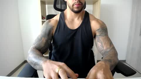 Logan Wolfp online show from July 2026 04:50:01 PM