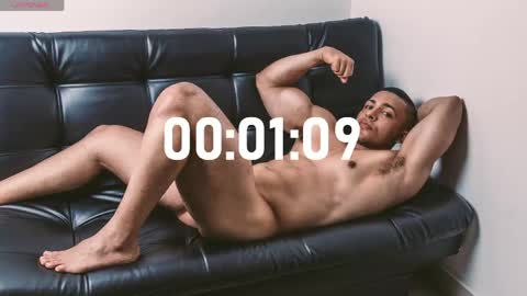 Snapshot of loganmartinx chatting on April 2026 09:34:01 PM loganmartinx online show from April 2026 09:34:01 PM