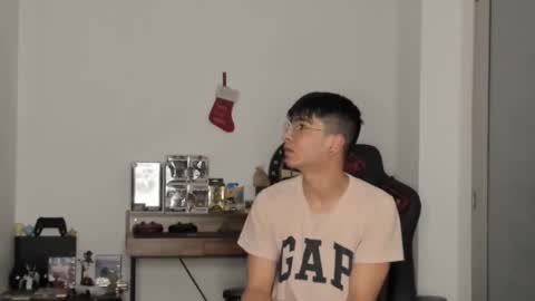 Snapshot of logannick chatting on February 2025 07:47:02 AM Logan online show from February 2025 07:47:02 AM