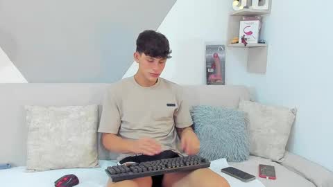 loganoficialx online show from January 2025 07:10:02 AM