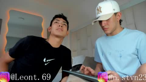 logantwink18 online show from April 2026 10:29:01 PM