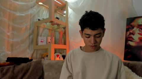 logantwink18 online show from April 2026 11:16:01 PM