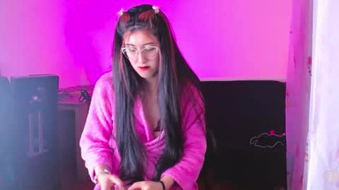 Snapshot of lois_fer chatting on February 2026 04:15:02 PM Lois online show from February 2026 04:15:02 PM