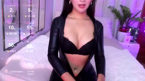 Snapshot of loisewilliams chatting on March 2025 04:46:01 PM Mistress L online show from March 2025 04:46:01 PM