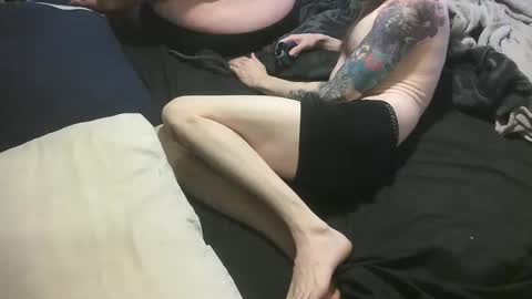 Snapshot of lokichris637016 chatting on April 2026 01:22:02 AM lokichris637016 online show from April 2026 01:22:02 AM