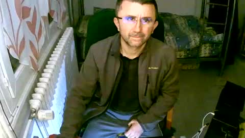 lokoum39 online show from December 2024 06:28:02 PM