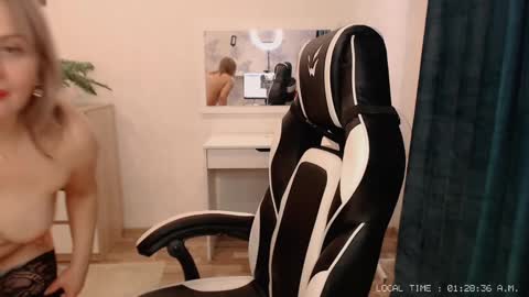  Lola  online show from February 2025 08:28:02 AM