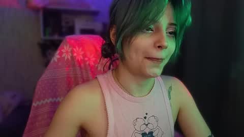 lola online show from December 2025 05:45:02 AM