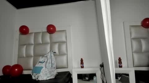 Snapshot of lola_js chatting on April 2026 11:58:02 AM lola_js online show from April 2026 11:58:02 AM