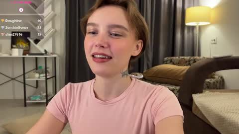 lolaatatee online show from June 2026 07:40:01 PM