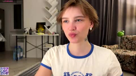 lolaatatee online show from July 2026 06:43:02 PM