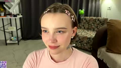 lolaatatee online show from August 2026 06:32:01 PM