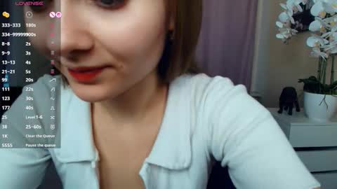 lolacorish online show from February 2026 11:06:02 AM