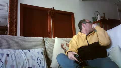 LOLA HUESO y ERIC online show from March 2025 04:44:02 PM