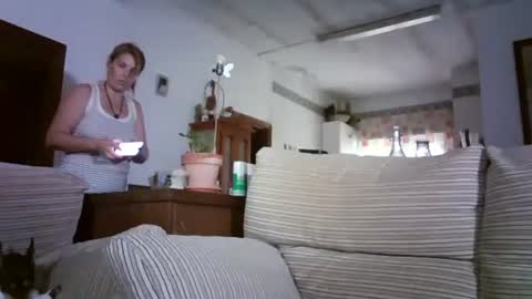 LOLA HUESO y ERIC online show from October 2025 08:57:02 AM