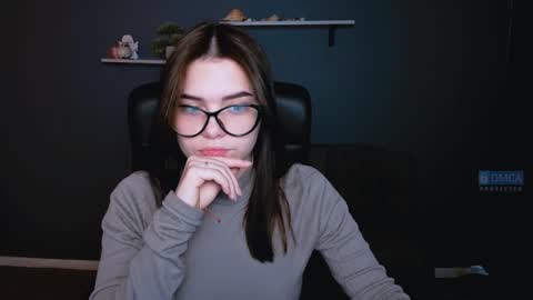 Snapshot of lolamrrr chatting on December 2024 09:45:02 AM Lola pvt is OPEN online show from December 2024 09:45:02 AM