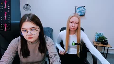 Snapshot of lolamrrr chatting on December 2024 03:43:01 PM Lola pvt is OPEN online show from December 2024 03:43:01 PM