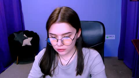 Snapshot of lolamrrr chatting on December 2024 12:49:02 PM Lola pvt is OPEN online show from December 2024 12:49:02 PM