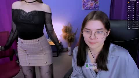 Snapshot of lolamrrr chatting on January 2025 09:44:02 AM Lola pvt is OPEN online show from January 2025 09:44:02 AM