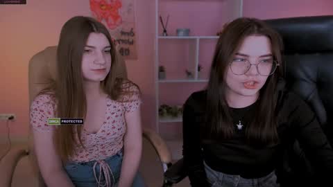 Snapshot of lolamrrr chatting on February 2025 09:43:01 AM Lola pvt is OPEN online show from February 2025 09:43:01 AM