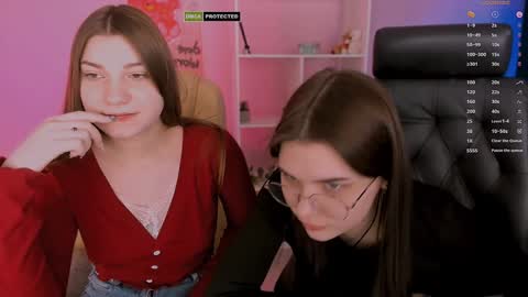 Snapshot of lolamrrr chatting on February 2025 03:41:02 PM Lola pvt is OPEN online show from February 2025 03:41:02 PM