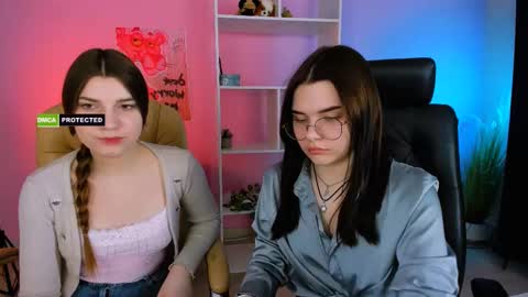 Snapshot of lolamrrr chatting on February 2025 09:51:02 AM Lola pvt is OPEN online show from February 2025 09:51:02 AM