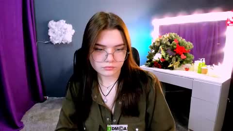 Snapshot of lolamrrr chatting on February 2025 09:39:02 AM Lola pvt is OPEN online show from February 2025 09:39:02 AM