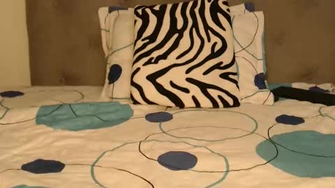 Lola online show from February 2026 06:26:01 AM