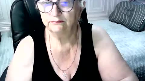 Snapshot of lolkaalyss chatting on May 2026 08:00:02 AM LolkaAlyss online show from May 2026 08:00:02 AM